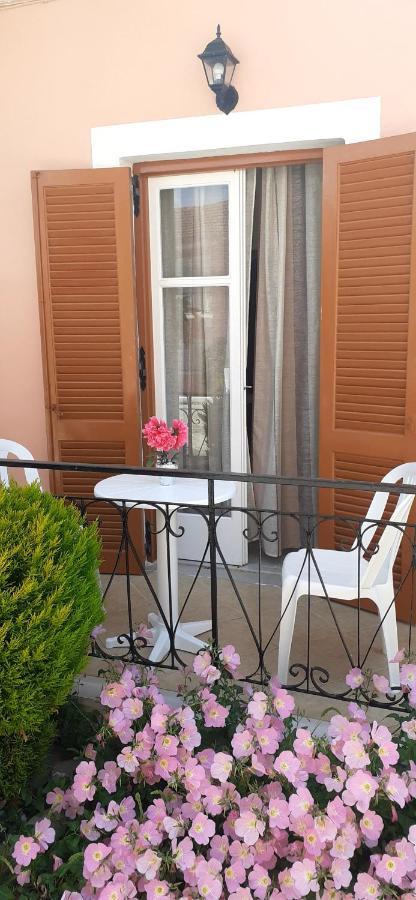 קאבוס Apartments Elena מראה חיצוני תמונה